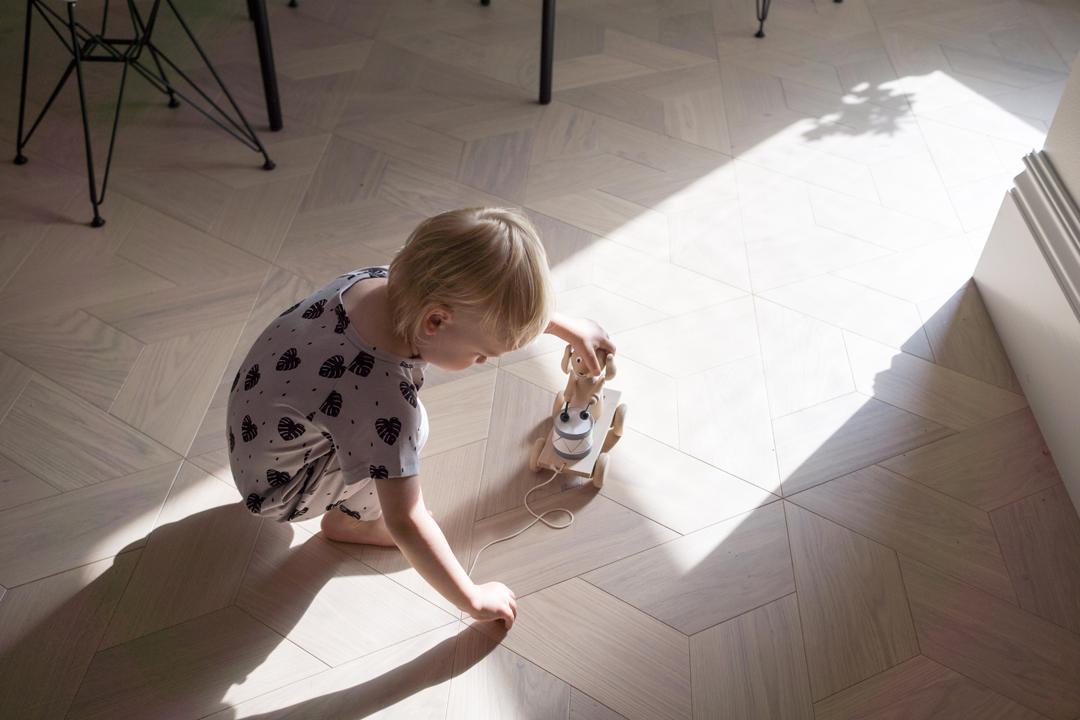 Timberwise-Tammi-Oak-Design-Floor-Kolmio-by-Harri-Koskinen_Riika-Wikberg-56