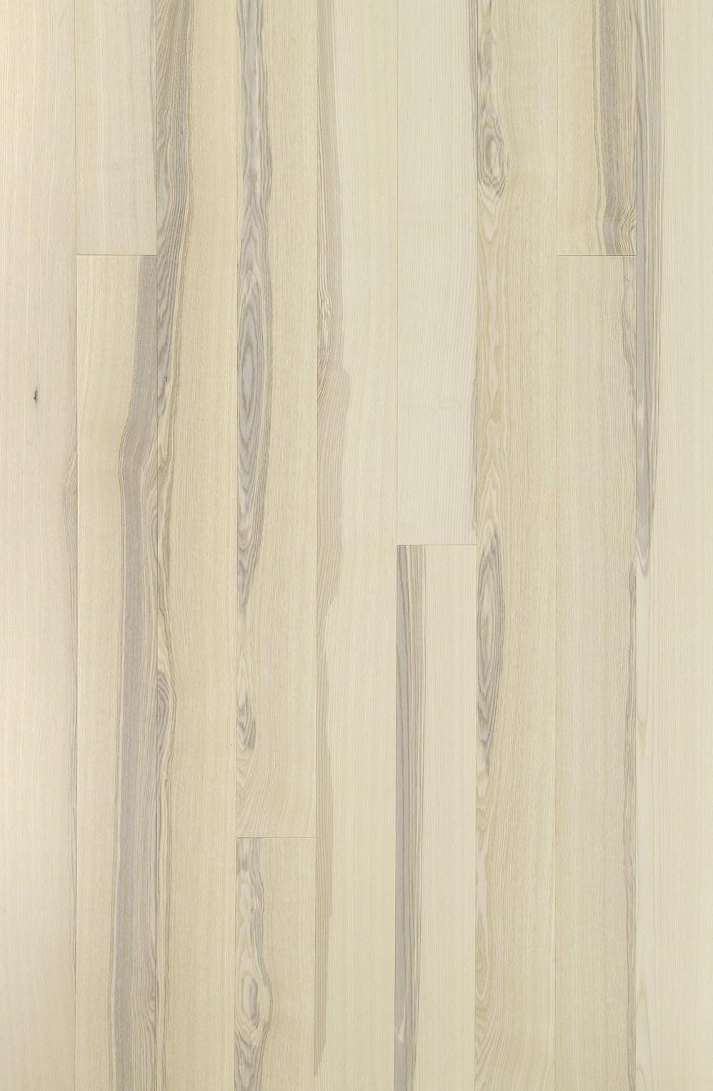 Timberwise-parketti-lankkuparketti-puulattia-wooden-floor-parquet-plank-Saarni-Ash-Olive-Valkomattalakattu-White-matt-lacquered_2D1-e1620365931395